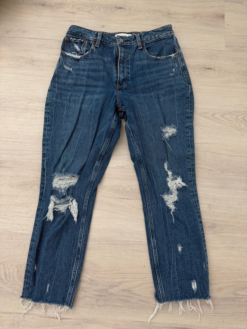Abercrombie & Fitch women’s Distressed Dark Blue high rise mom Jeans curve love